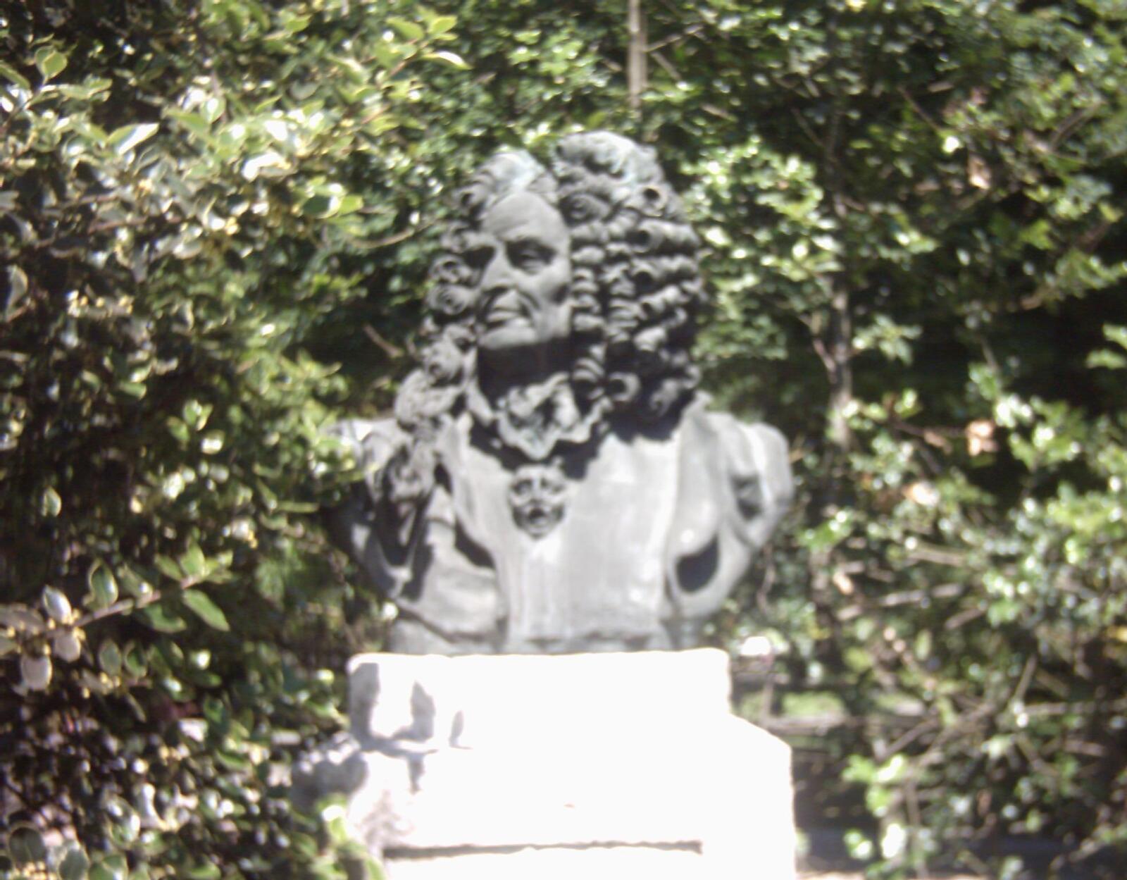 Alvaro Navia Osorio y Vigil.jpg