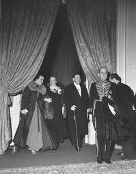 Archivo:Presidente Roberto M. Ortiz y su esposa, en el Teatro Colón, Buenos Aires, 1939