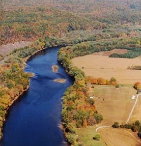 Middle Delaware River above Walpack Bend crop.jpg