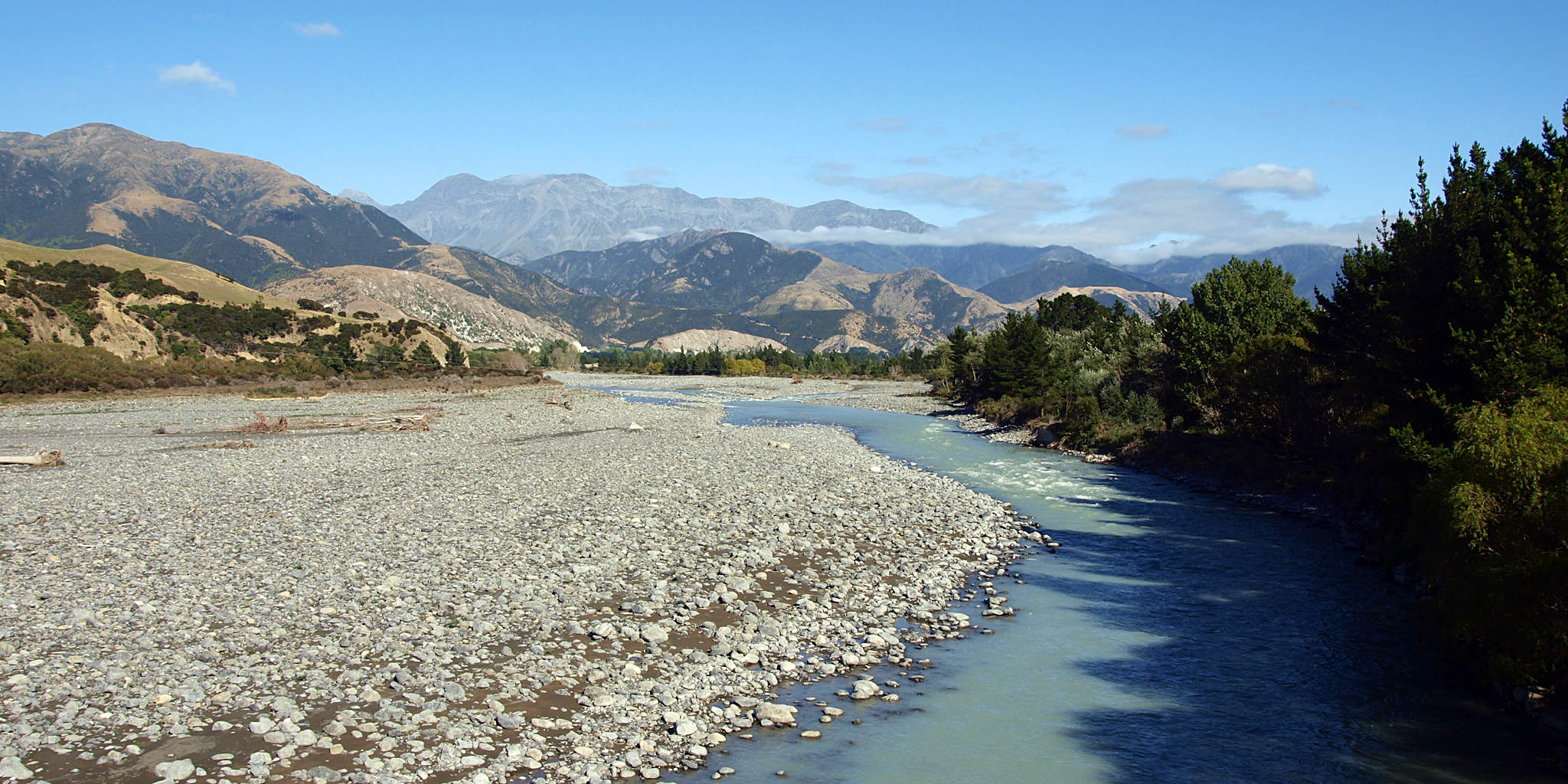 Clarence River New Zealand 1.jpg