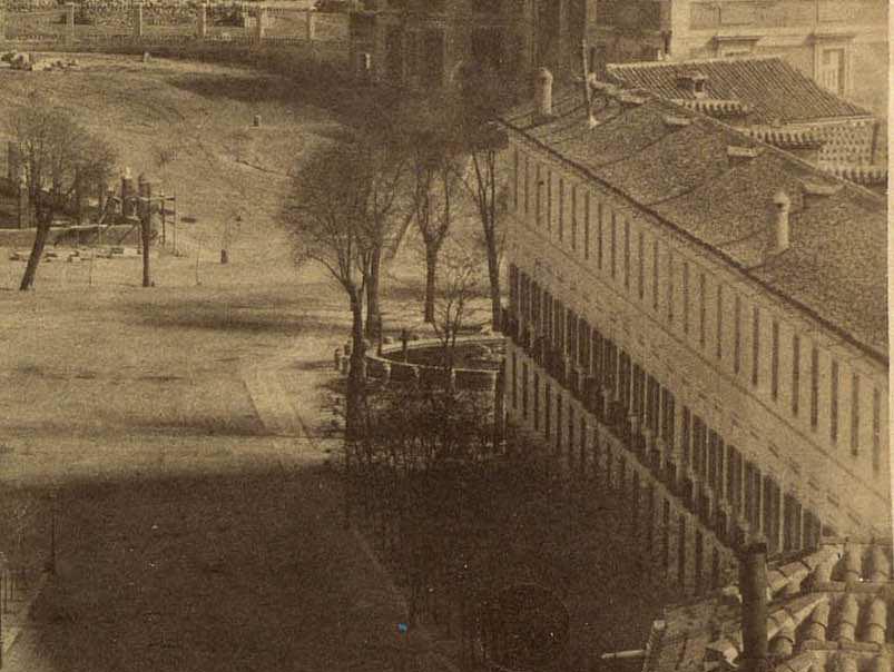 Madrid, Carrera de San Gerónimo y Palacio del Congreso (Charles Clifford) (cropped) Palacio de los Duques de Medinaceli.jpg