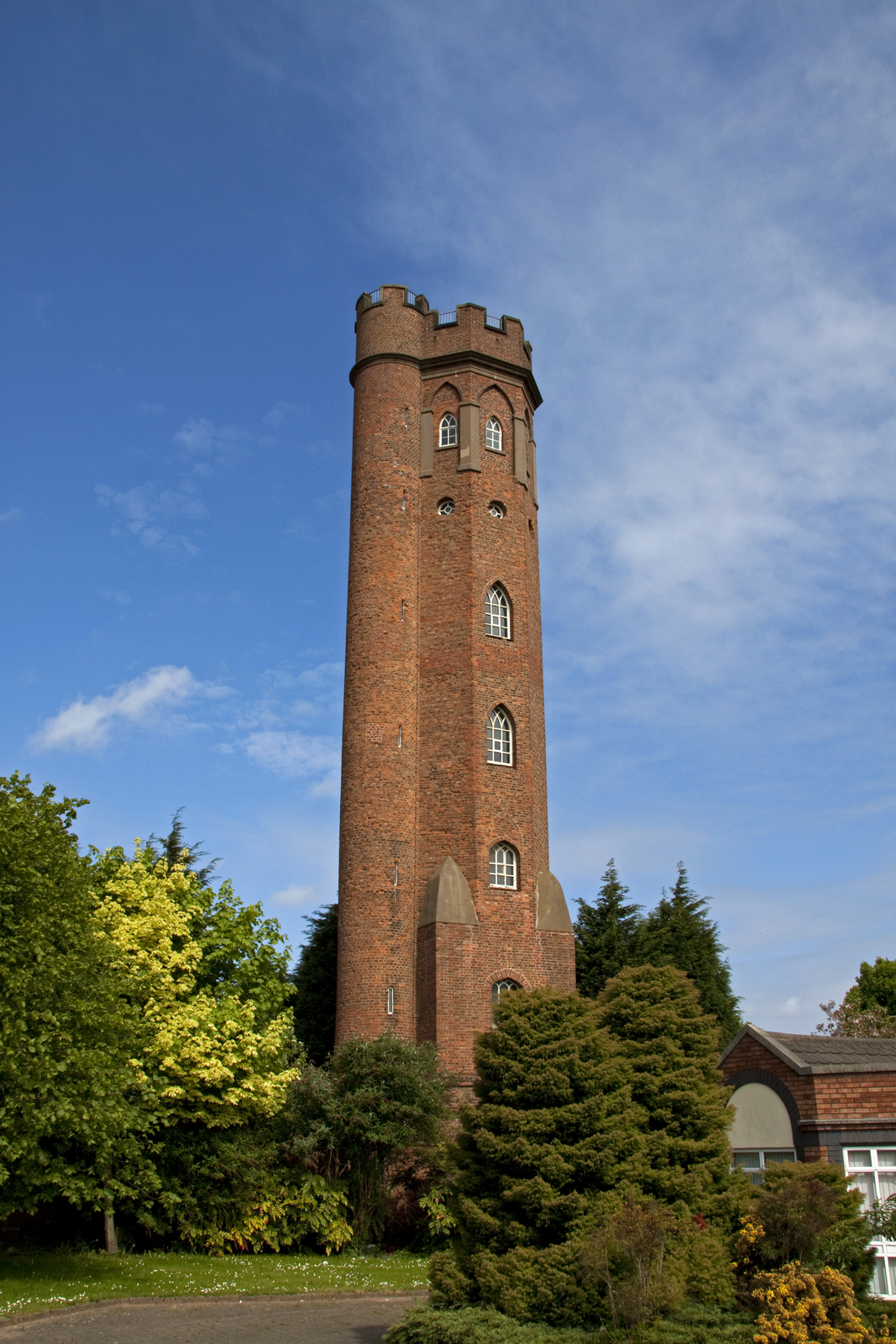Perrotts Folly 1 (4621764444).jpg