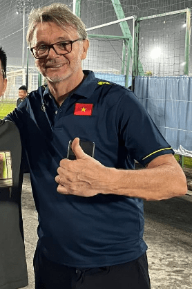 Philippe Troussier in 2023.png