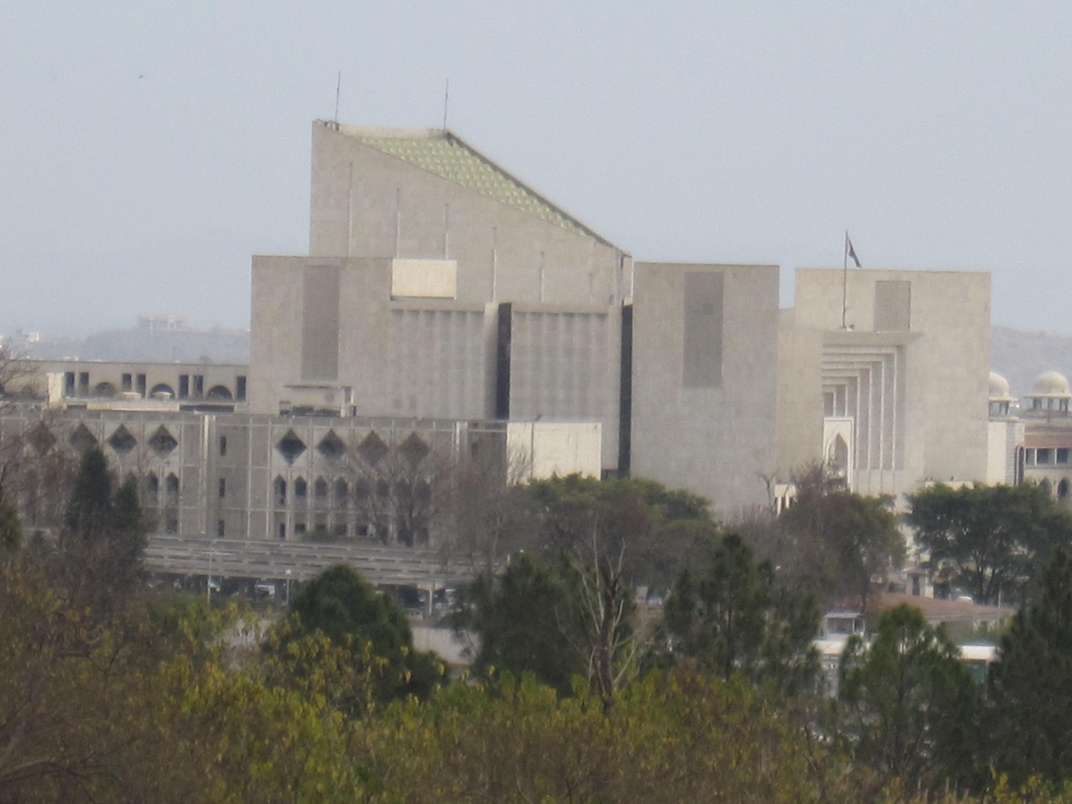 Supreme Court of Pakistan from govt flats.JPG