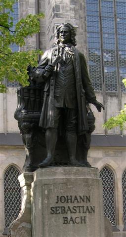Archivo:Johann Sebastian Bach-Denkmal