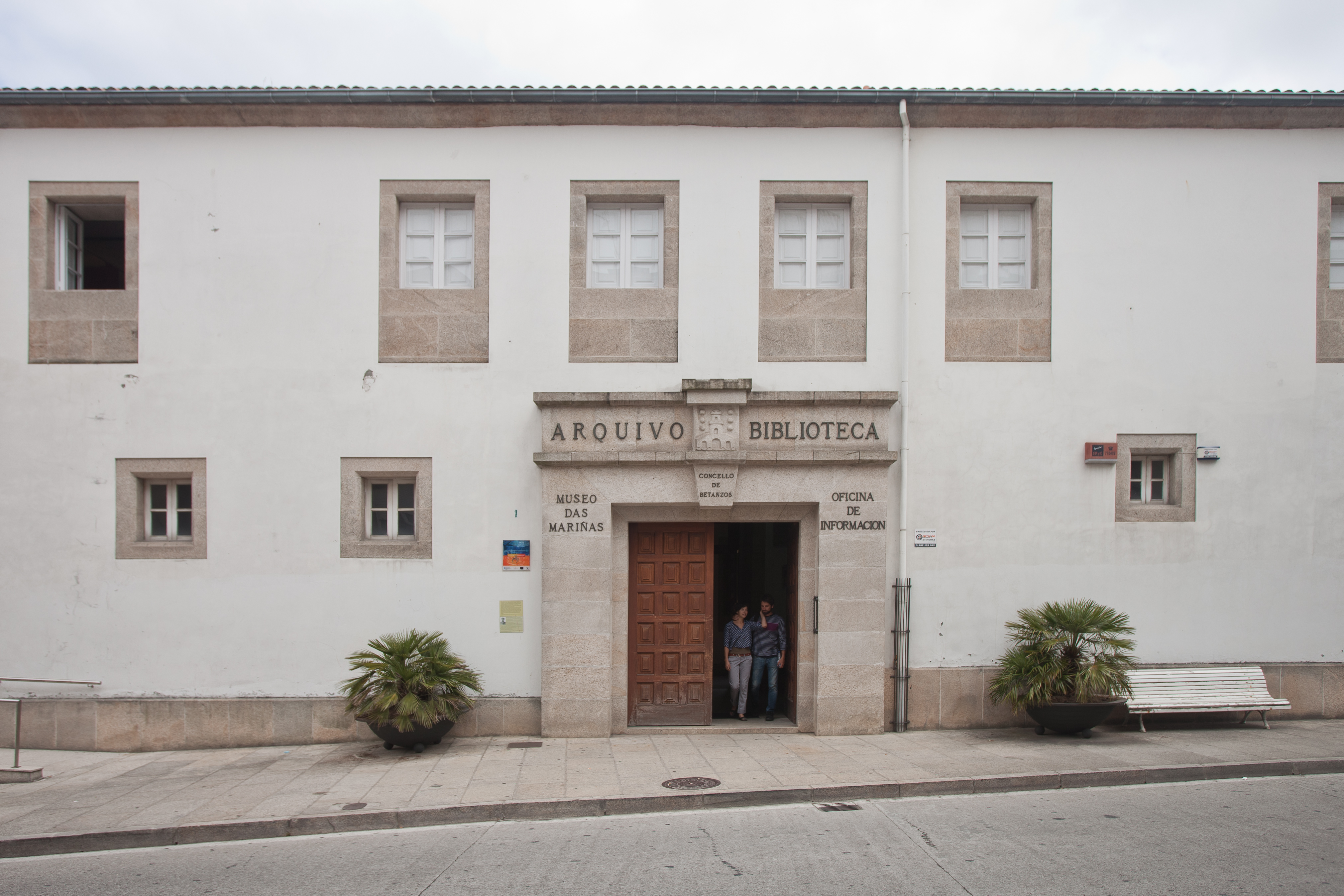 Biblioteca e Museo das Mariñas - Betanzos - Galiza-2.jpg