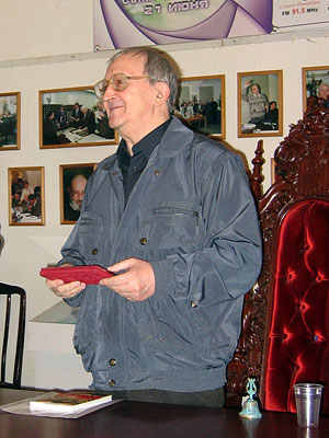 Archivo:Boris Strugatsky Seminar 20060109 02