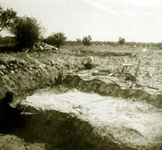 Archivo:Llano de la Consolación - Joaquín Sánchez Jiménez durante la excavación