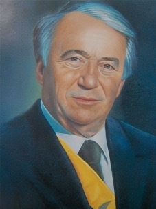 Archivo:Portrait of Belisario Betancur