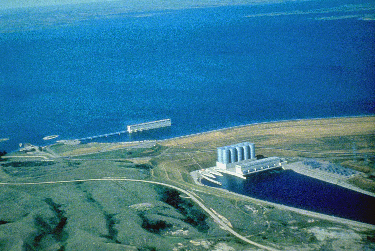 USACE Garrison Dam North Dakota.jpg