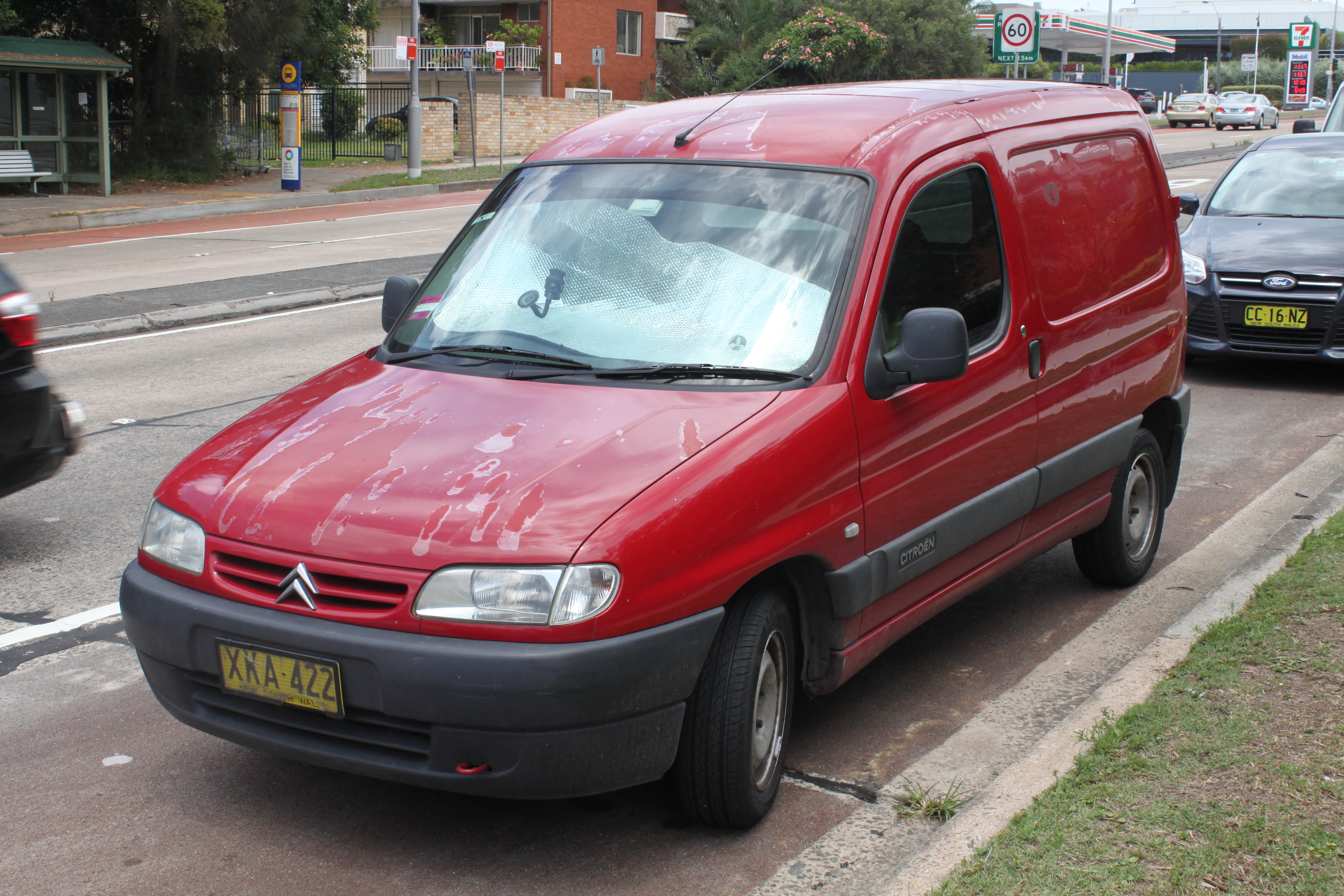 2001 Citroën Berlingo (M59) van (23473411164).jpg