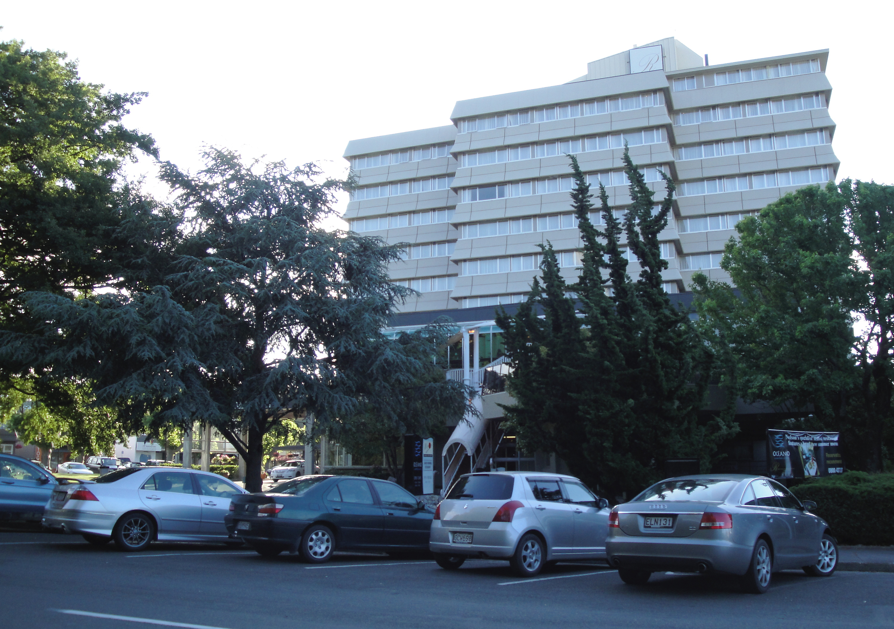 Rutherford Hotel.jpg