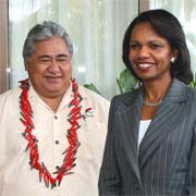 Archivo:Malielegaoi and Condoleezza Rice