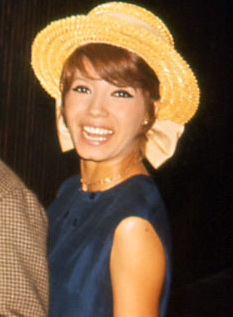 Archivo:Rosenda Monteros Madrid 1965 04 (cropped)