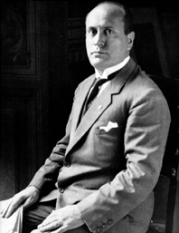 Archivo:Benito Mussolini