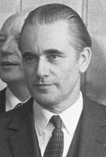 Jacques Chaban-Delmas-1 (cropped)