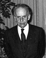 Antonio Hernández Gil 1986 (cropped).jpg