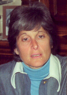 Maxine Kumin in 1974.jpg
