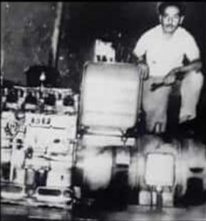Archivo:José Marquez con planta eléctrica de san Raymundo