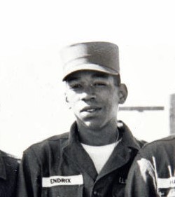 Archivo:Hendrix in Army