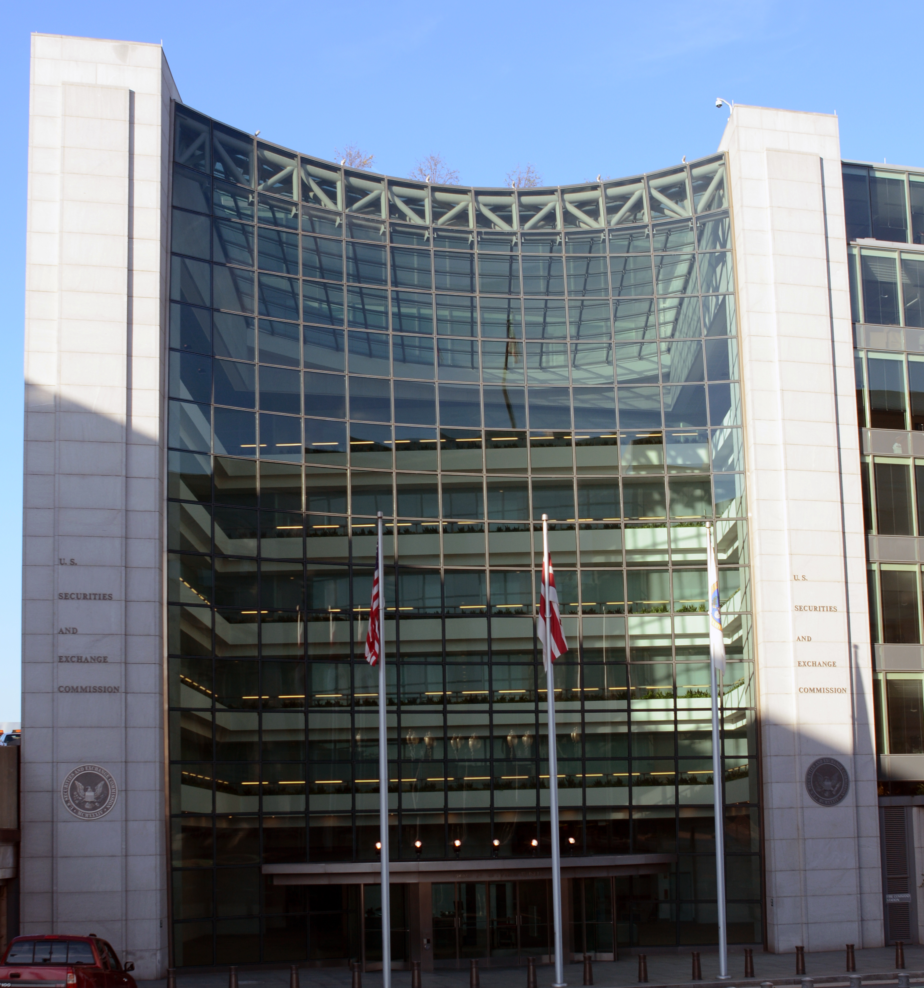 US Security and Exchange Commission Office photo Don Ramey Logan.jpg