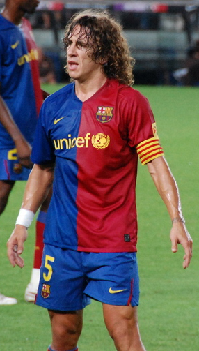 Archivo:Carles Puyol Joan Gamper-Tr