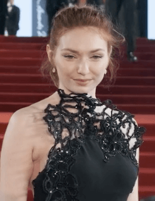 Eleanor Tomlinson 2019 (cropped).png