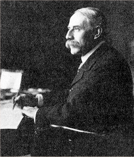 Archivo:Elgar-by-haines-1912