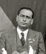 Manuel Carrasco i Formiguera en el Aberri Eguna de 1933, en San Sebastián.jpg