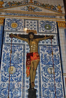 Archivo:Santísimo Cristo de Valdelpozo en su altar