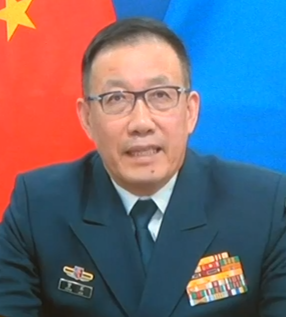 Admiral Dong Jun 03.png