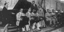 Archivo:Lucio Demare y su orquesta