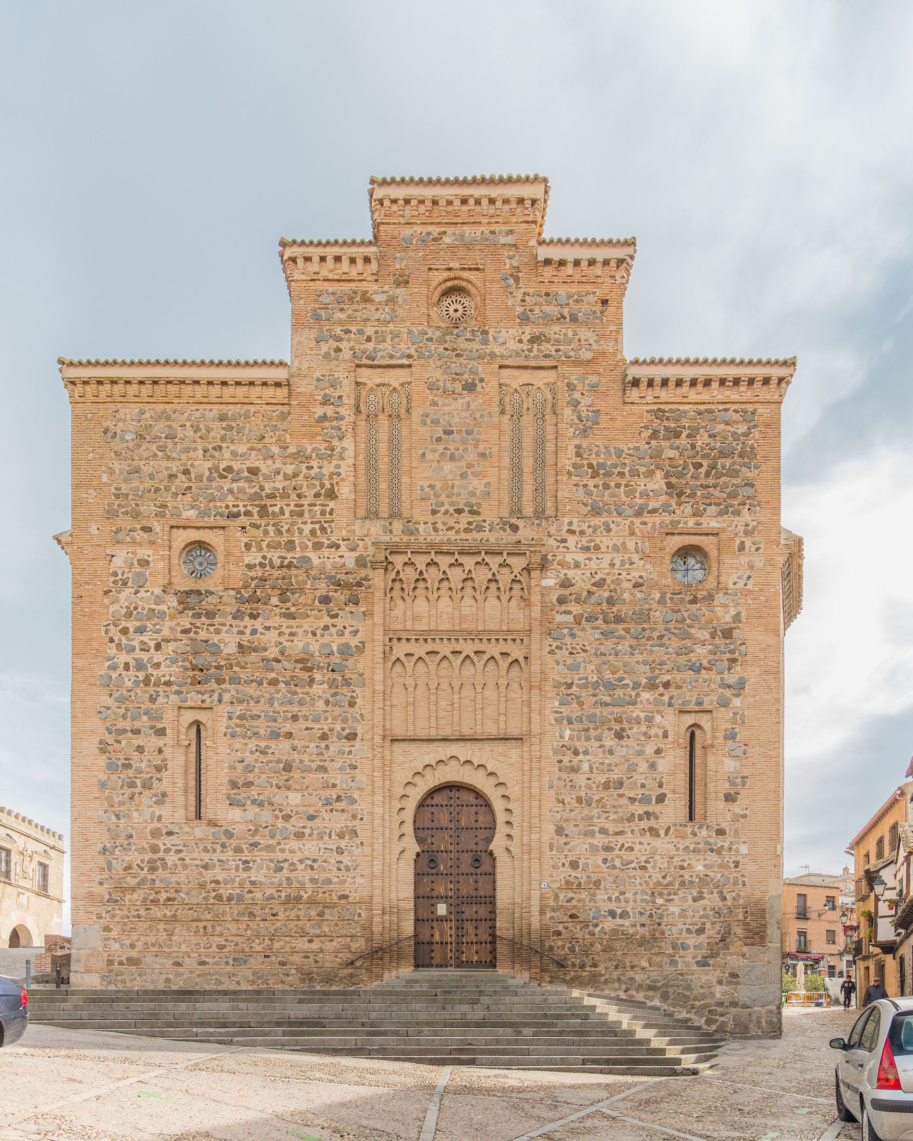 Fachada Iglesia de Santiago, Toledo.jpg