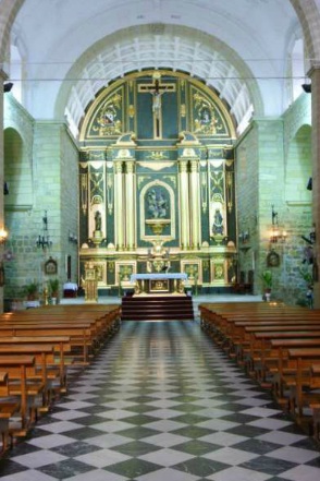 Archivo:Interior iglesia Begijar