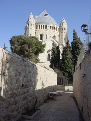 Archivo:Dormitio Jerusalem