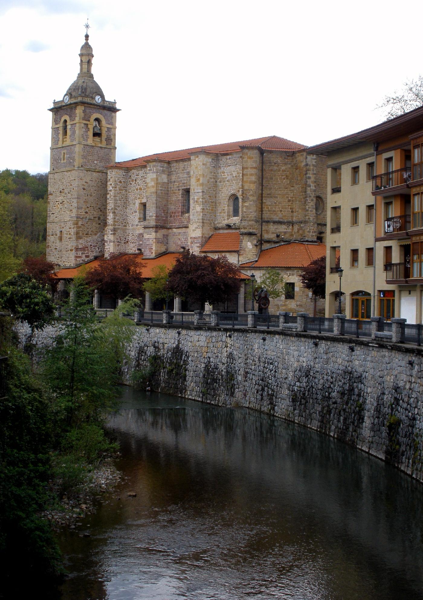 Lazkao - Iglesia de San Miguel 25.jpg