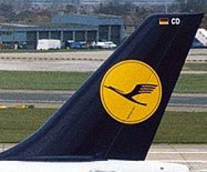 Archivo:LufthansaPlaneCrop