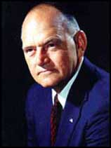 L. Patrick Gray, director de la FBI, de mayo de 1972 a abril de 1973.