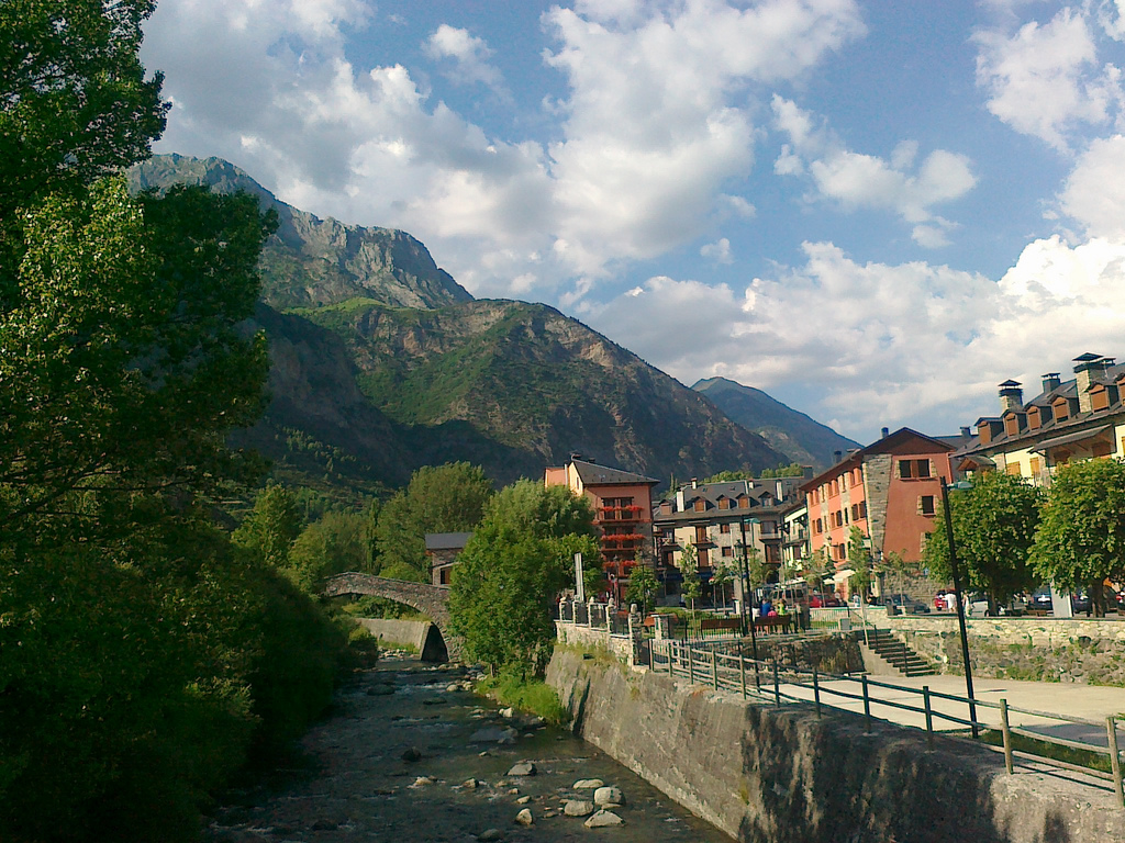 Rio Esera, Benasque.jpg