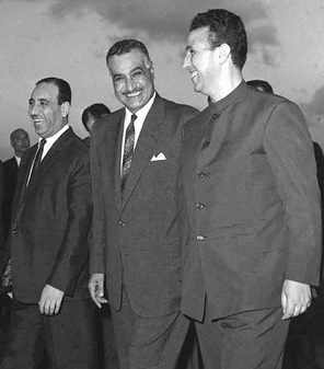 Archivo:Nasser, Arif and Ben Bella