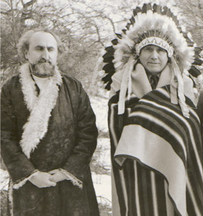 Archivo:Frithjof Schuon with Thomas Yellowtail in Switzerland in 1953