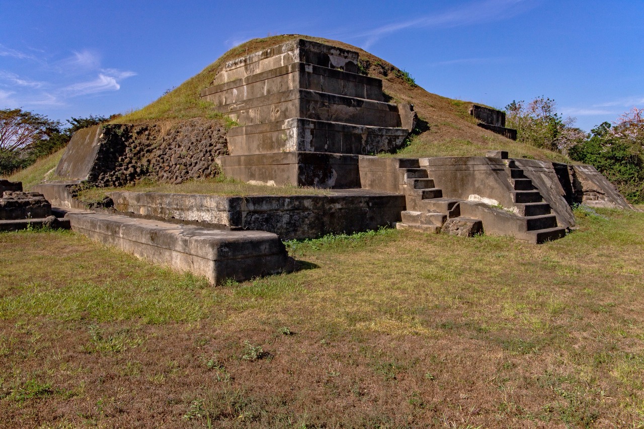 Ruinas arqueologicas de San Andres.jpg