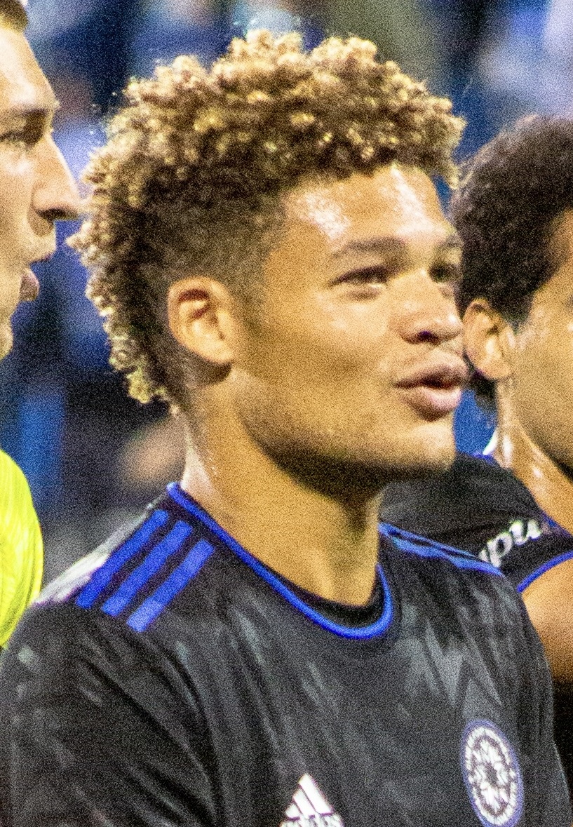 IMG ZB 6467 (cropped).jpg