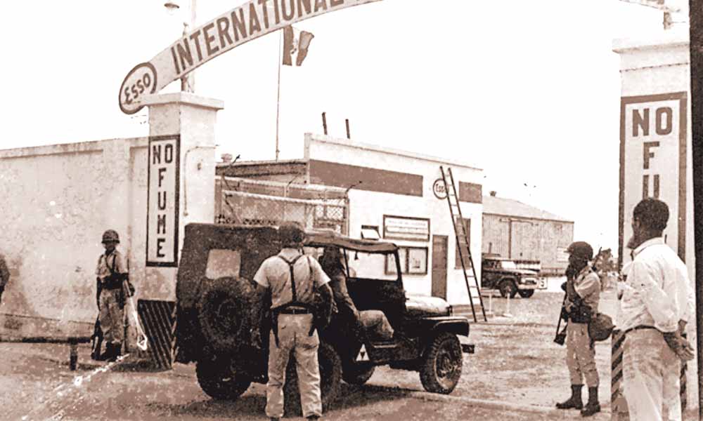 Toma de La Brea y Pariñas, 9 de octubre de 1968.jpg