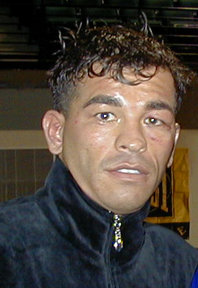 Arturo Gatti 24 November 2002.jpg