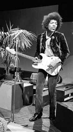 Archivo:Jimi Hendrix 1967