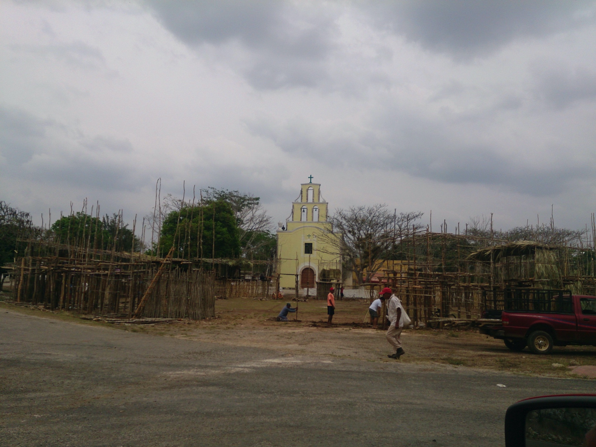 Church at Kancabdzonot, Yucatán, Mexico.jpg