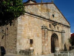 Archivo:Fachada Iglesia de San Leonardo