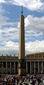 Archivo:Vatican obelisk