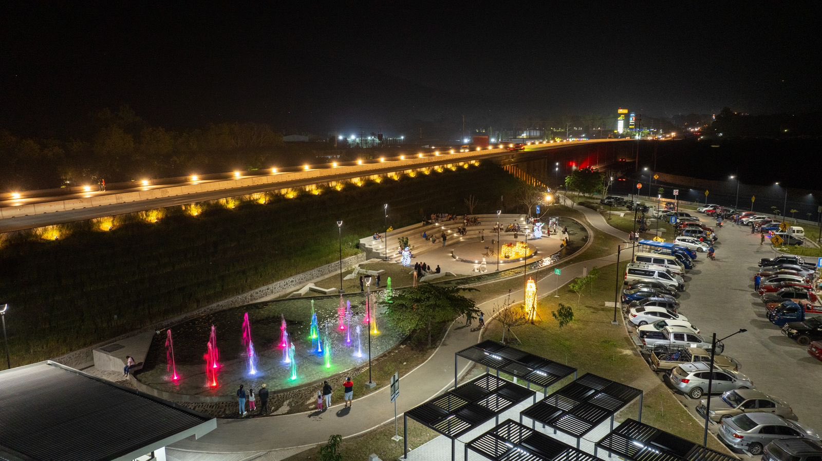 Parque Claudia Lars.jpg